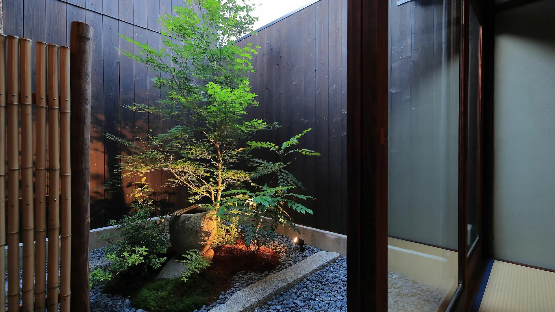 Houka Villa Kyoto 0*,  Japan